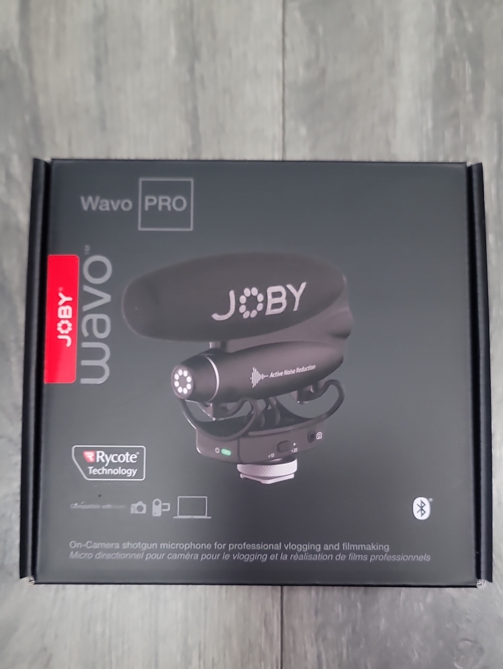 Wavo PRO On-Camera Shotgun Microphone - Black
